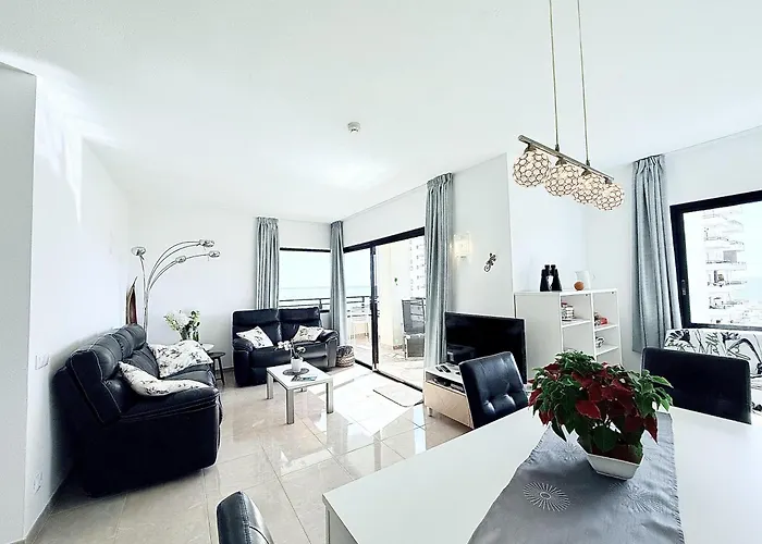 Ocean View, Spacious 2br, Pool, Playa Paraiso Pp601